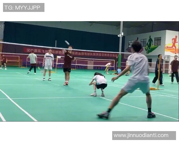 武汉羽毛球队在洲际杯中的精彩表现与状态分析